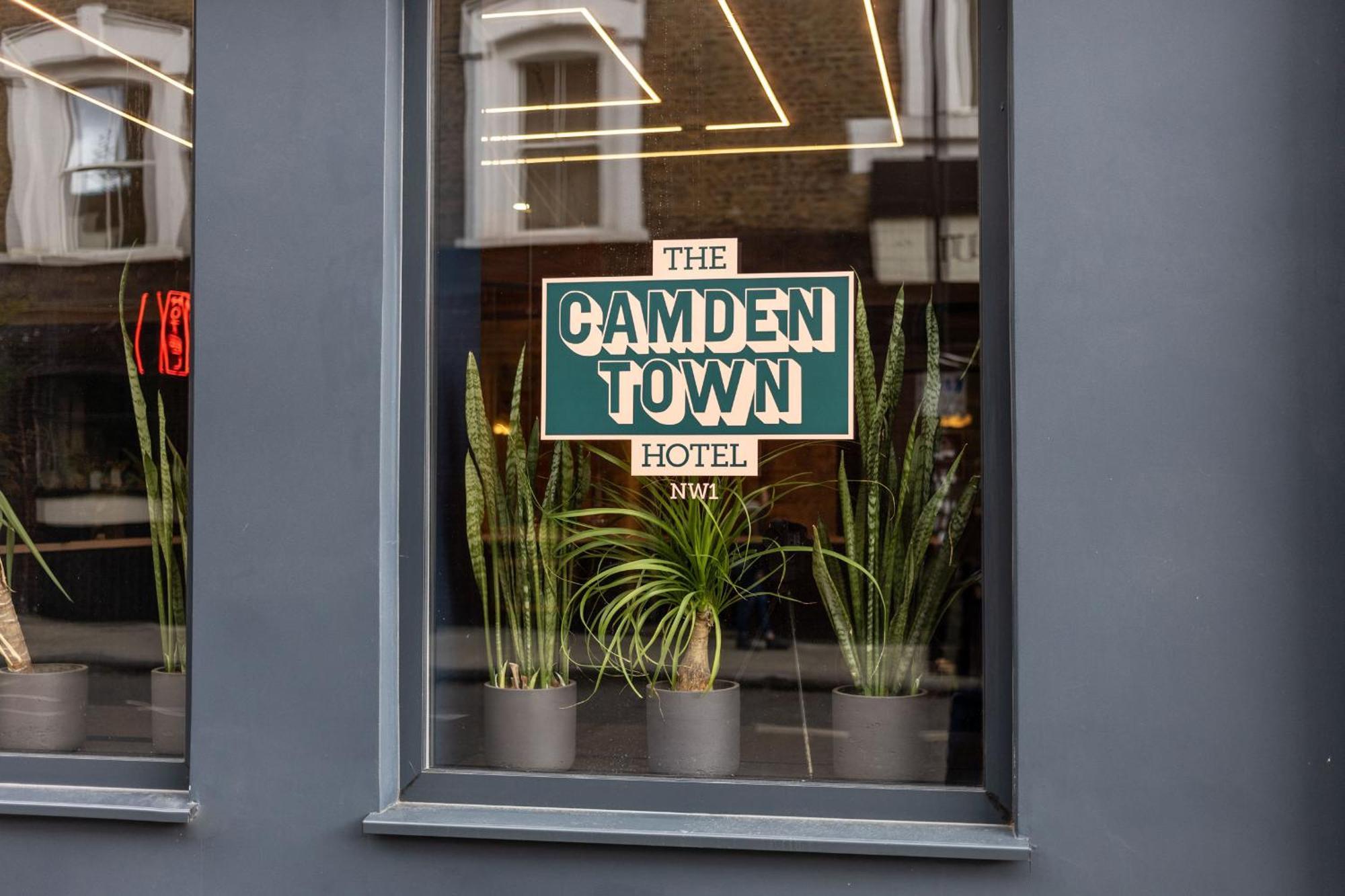 The Camden Town Hotel Londra Exterior foto